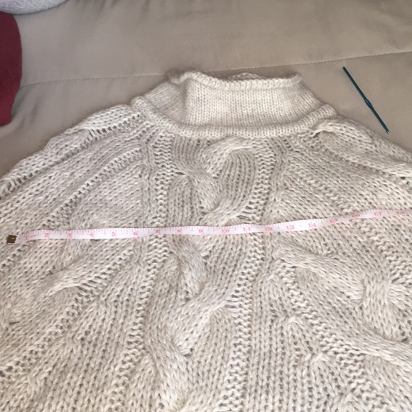 Zara cape sweater - Picture 3 of 5